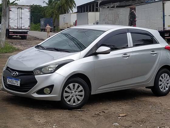 HYUNDAI HB20 1.0 COMFORT PLUS 12V FLEX 4P MANUAL