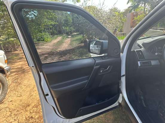 LAND ROVER-FREELANDER 2-2013