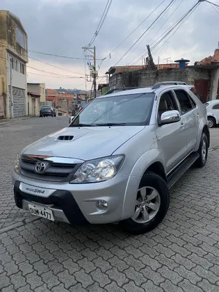 TOYOTA HILUX SW4 3.0 SRV 4X4 16V TURBO INTERCOOLER DIESEL 4P AUTOMÁTICO