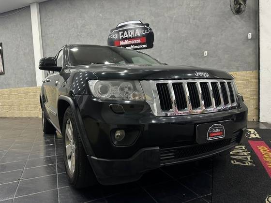 JEEP GRAND CHEROKEE 3.6 LAREDO 4X4 V6 24V GASOLINA 4P AUTOMÁTICO