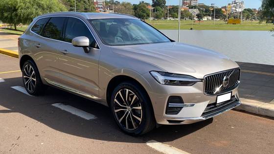 VOLVO XC60 2.0 T8 RECHARGE ULTIMATE AWD GEARTRONIC