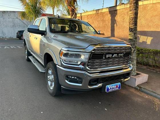 RAM 2500 6.7 I6 TURBO DIESEL LARAMIE CD 4X4 AUTOMÁTICO
