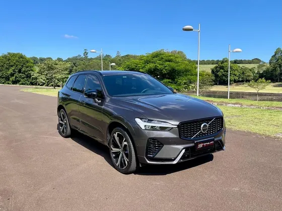 VOLVO XC60 2.0 T8 RECHARGE R-DESIGN AWD GEARTRONIC