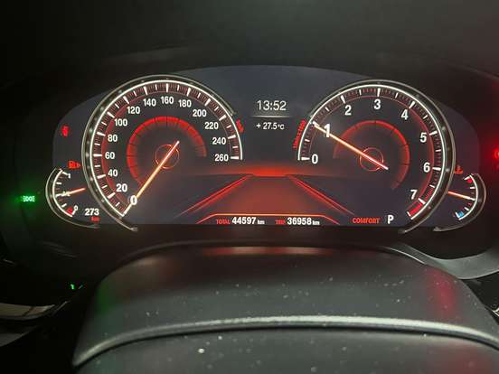 BMW-530i-2018