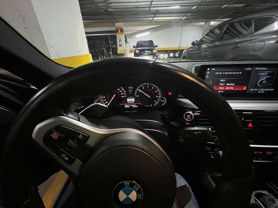BMW-530i-2.0 16V TURBO GASOLINA M SPORT AUTOMÁTICO BMW-530i-2018
