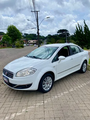 FIAT LINEA 1.8 ESSENCE 16V FLEX 4P MANUAL