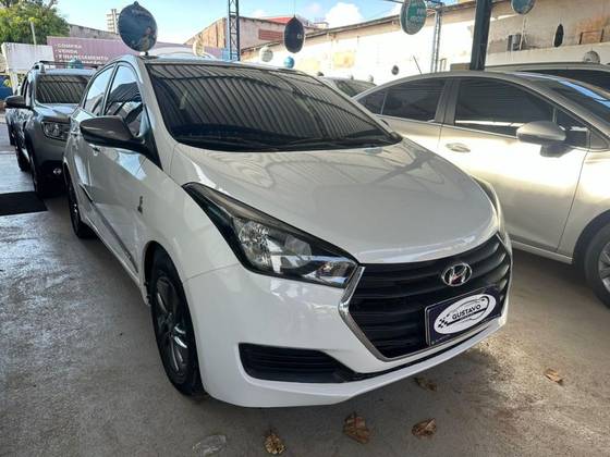 HYUNDAI HB20 1.0 COMFORT PLUS 12V TURBO FLEX 4P MANUAL