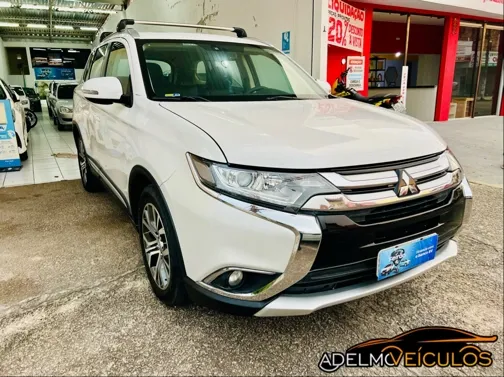 MITSUBISHI OUTLANDER 2.2 4X4 16V DIESEL 4P AUTOMÁTICO