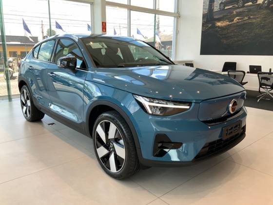 VOLVO C40 P8 RECHARGE TWIN ELECTRIC ULTIMATE AWD