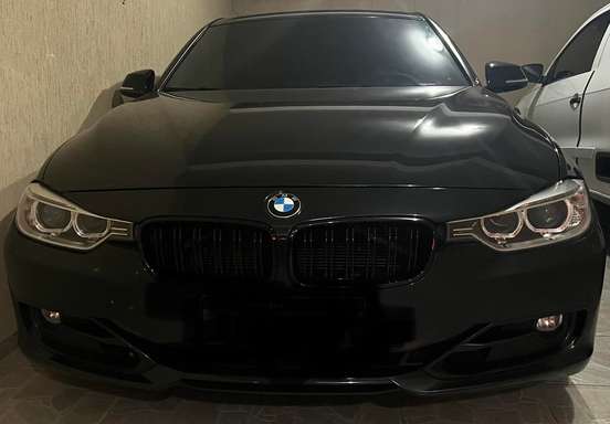 BMW-328i-2013