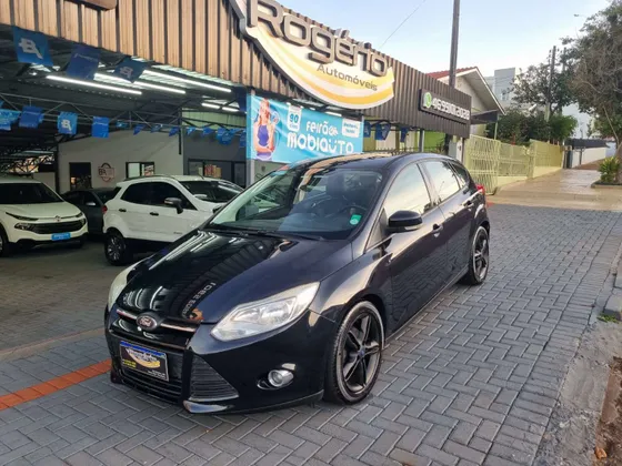 FORD FOCUS 2.0 SE 16V FLEX 4P POWERSHIFT