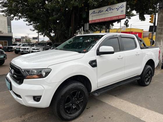 FORD RANGER 2.2 XLS 4X2 CD 16V DIESEL 4P AUTOMÁTICO