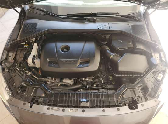VOLVO-S60-2015