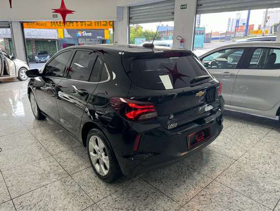 CHEVROLET-ONIX-2022