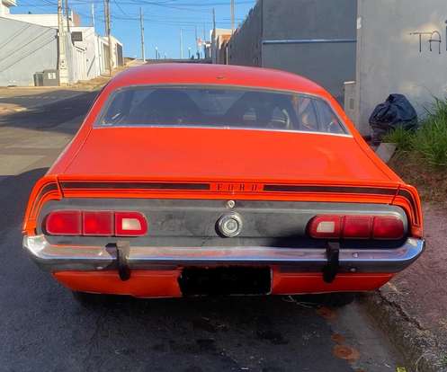 FORD-MAVERICK-1977