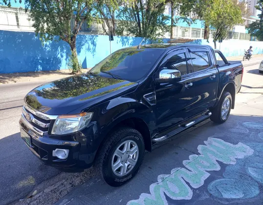 FORD RANGER 3.2 XLT 4X4 CD 20V DIESEL 4P AUTOMÁTICO