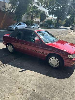 FORD-ESCORT-1993