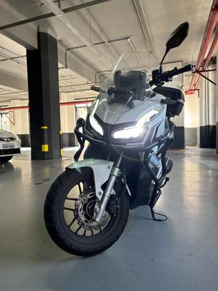 HONDA ADV 