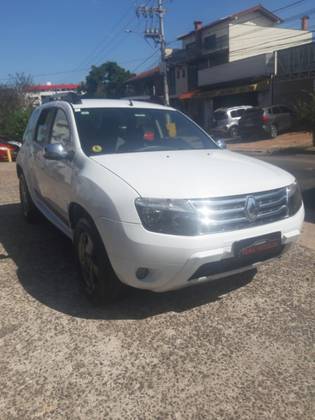 RENAULT DUSTER 2.0 DYNAMIQUE 4X2 16V FLEX 4P AUTOMÁTICO