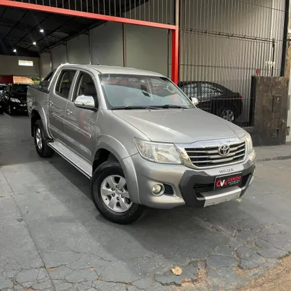 TOYOTA HILUX 2.7 SRV 4X2 CD 16V FLEX 4P AUTOMÁTICO