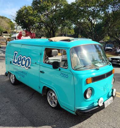 VOLKSWAGEN KOMBI 1.6 FURGÃO 8V GASOLINA 3P MANUAL