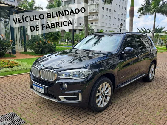 BMW X5 4.4 V8 TURBO GASOLINA XDRIVE50I SECURITY AUTOMÁTICO