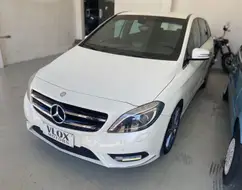 MERCEDES-BENZ B 200 1.6 SPORT TURBO GASOLINA 4P AUTOMÁTICO MERCEDES-BENZ B 200 1.6 SPORT TURBO GASOLINA 4P AUTOMÁTICO