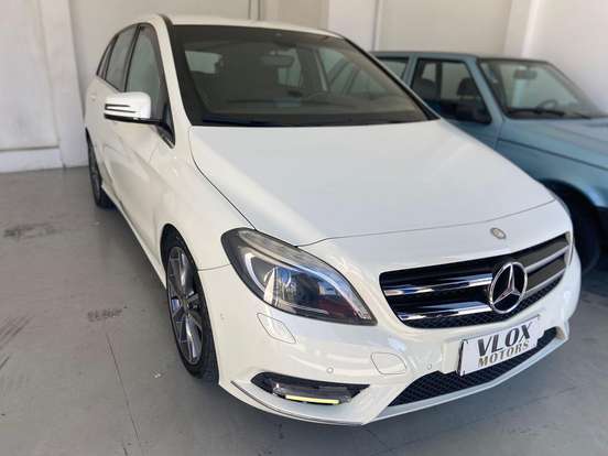 MERCEDES-BENZ-B 200-2013