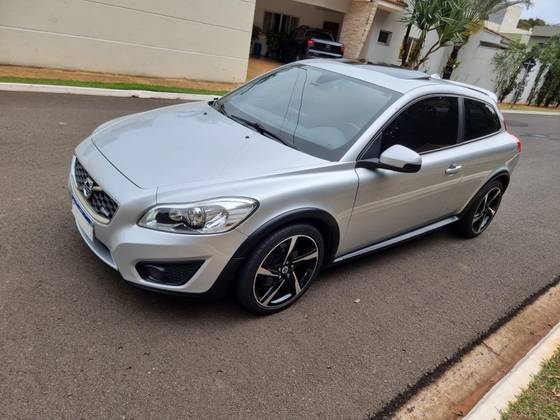 VOLVO C30 2.5 T5 TURBO GASOLINA 2P AUTOMÁTICO