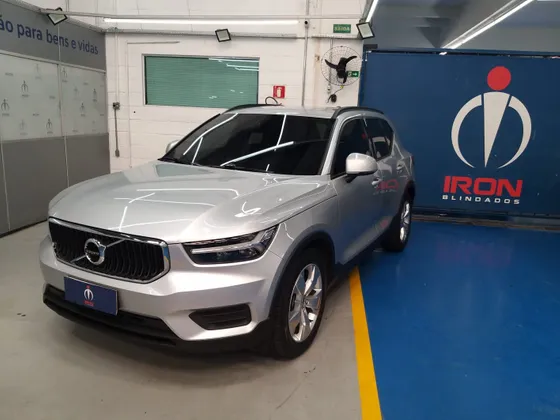 VOLVO XC40 2.0 T4 GASOLINA GEARTRONIC