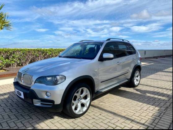 BMW X5 4.8 I SPORT 4X4 V8 32V GASOLINA 4P AUTOMÁTICO