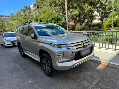 MITSUBISHI PAJERO SPORT 2.4 16V MIVEC TURBO DIESEL HPE AWD AUTOMÁTICO