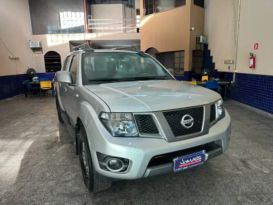 NISSAN FRONTIER 2.5 SV ATTACK 4X4 CD TURBO ELETRONIC DIESEL 4P AUTOMÁTICO