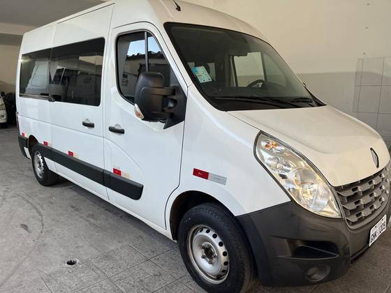 RENAULT MASTER 2.3 DCI DIESEL MINIBUS EXECUTIVE 16L L3H2 3P MANUAL