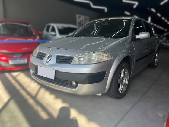 RENAULT MEGANE 1.6 EXPRESSION 16V FLEX 4P MANUAL