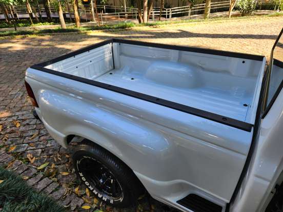 FORD-RANGER-1996
