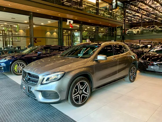 MERCEDES-BENZ GLA 250 2.0 CGI GASOLINA SPORT 7G-DCT