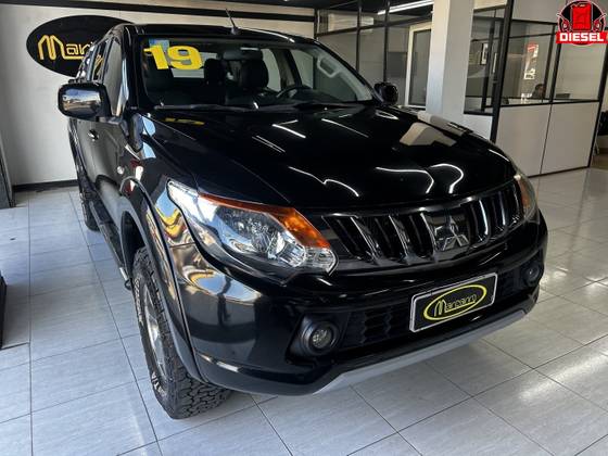 MITSUBISHI L200 TRITON 2.4 16V TURBO DIESEL SPORT GLS CD 4P 4X4 AUTOMÁTICO