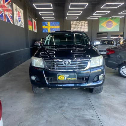 TOYOTA HILUX 3.0 SRV TOP 4X4 CD 16V TURBO INTERCOOLER DIESEL 4P AUTOMÁTICO