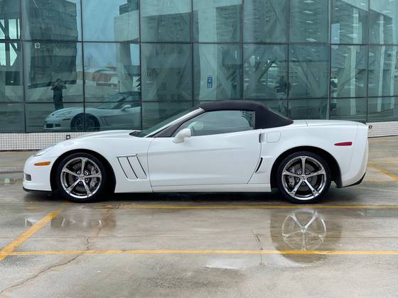 CHEVROLET CORVETTE GRAND SPORT 6.2 CONVERSÍVEL V8 GASOLINA 2P AUTOMÁTICO