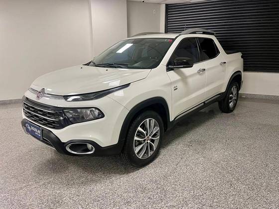 FIAT TORO 2.0 16V TURBO DIESEL VOLCANO 4WD AT9