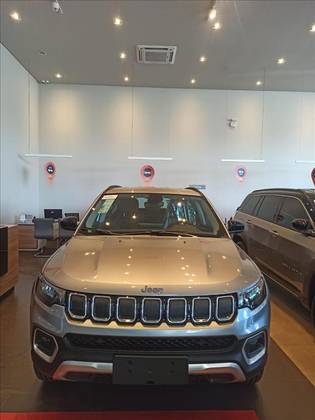 JEEP COMPASS 2.0 TD350 TURBO DIESEL LIMITED AT9