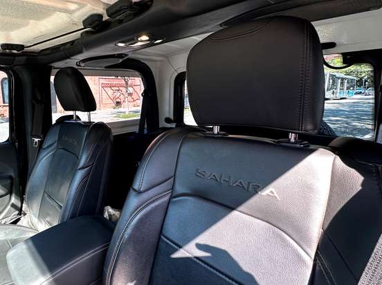 JEEP-WRANGLER-2.0 TURBO GASOLINA SAHARA 2P 4X4 AT8 JEEP-WRANGLER-2019