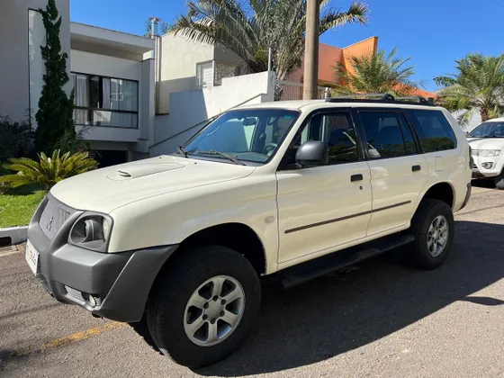 MITSUBISHI PAJERO 2.5 HD 4X4 8V TURBO INTERCOOLER DIESEL 4P MANUAL