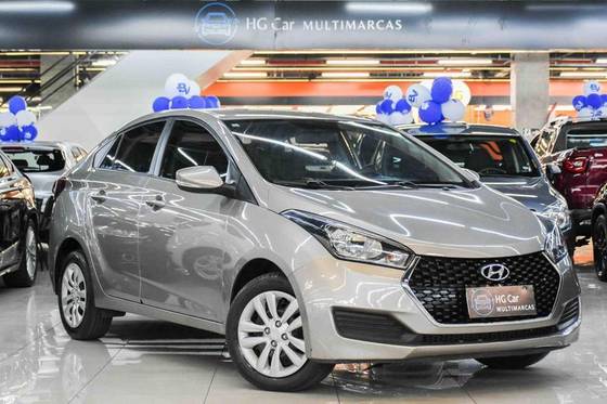 HYUNDAI HB20S 1.0 COMFORT PLUS 12V TURBO FLEX 4P MANUAL