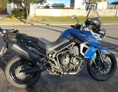 TRIUMPH TIGER 800 XRX TRIUMPH TIGER 800 XRX