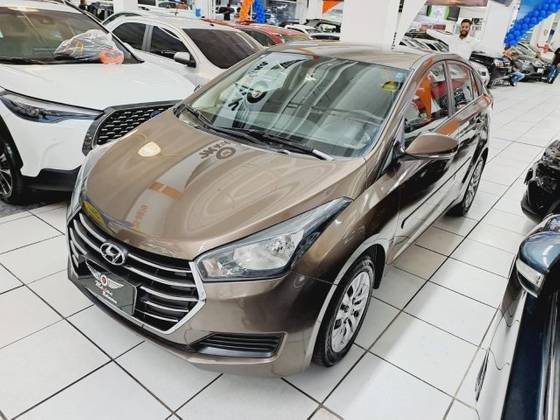 HYUNDAI HB20S 1.6 COMFORT PLUS 16V FLEX 4P MANUAL