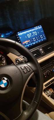 BMW-X1-2011