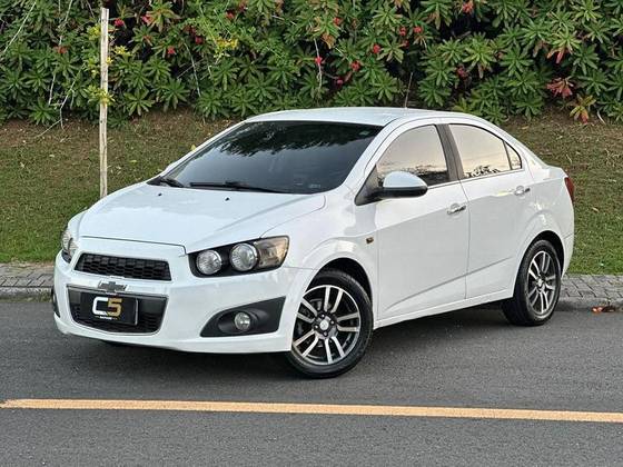 CHEVROLET SONIC 1.6 LTZ SEDAN 16V FLEX 4P AUTOMÁTICO