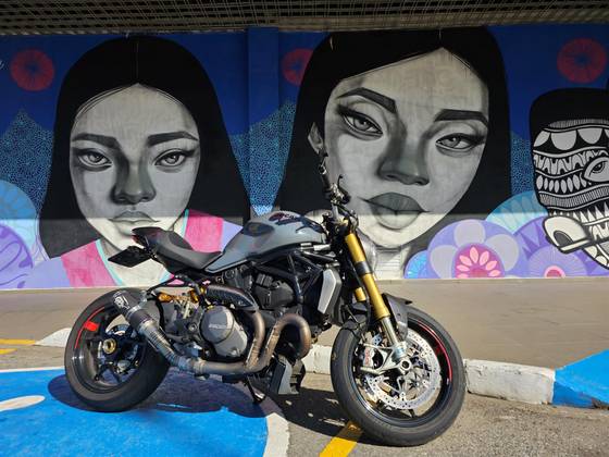 DUCATI MONSTER 1200 S 